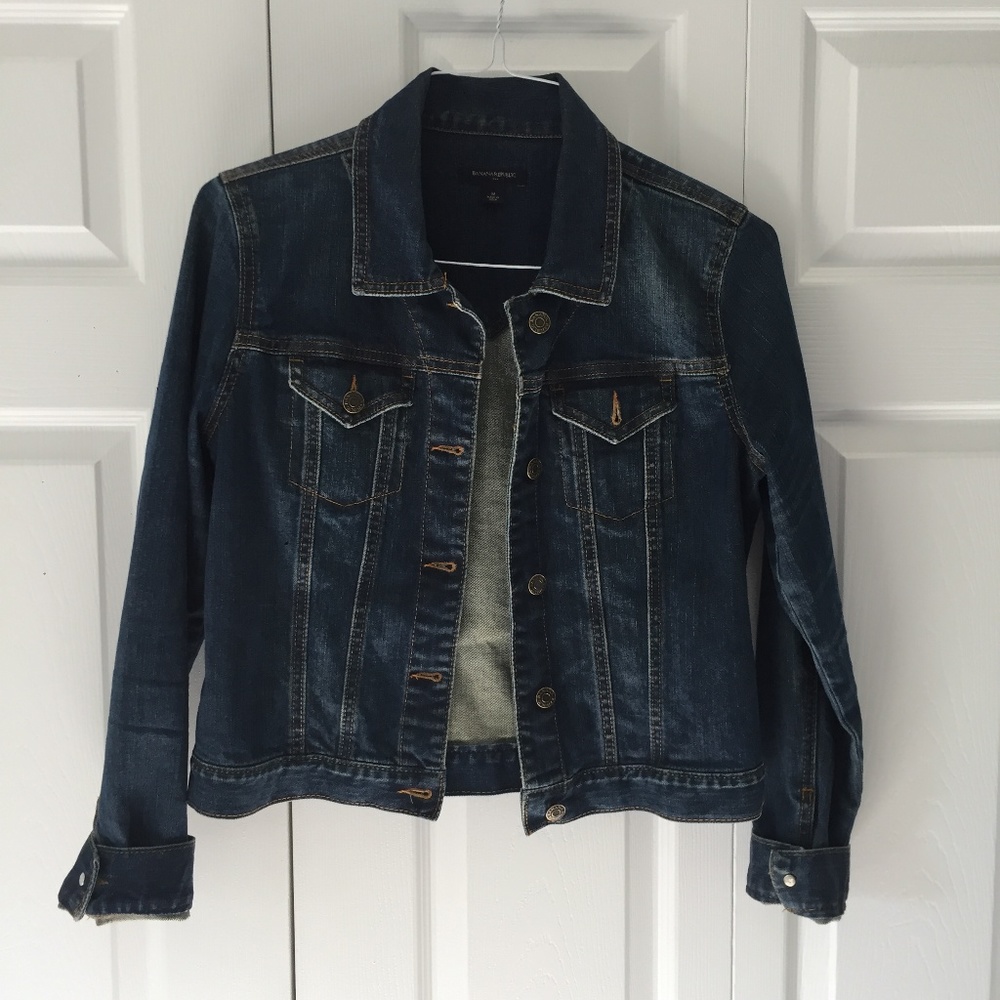 Banana Republic cropped denim jacket